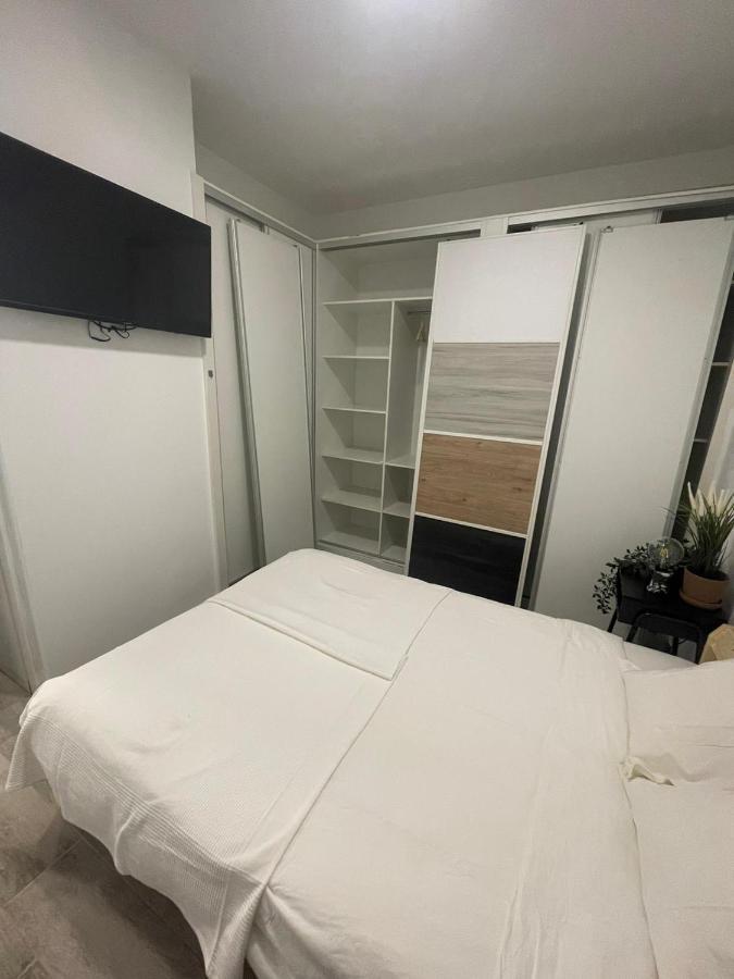 مدريد Apartamentos Jap Villaamil المظهر الخارجي الصورة